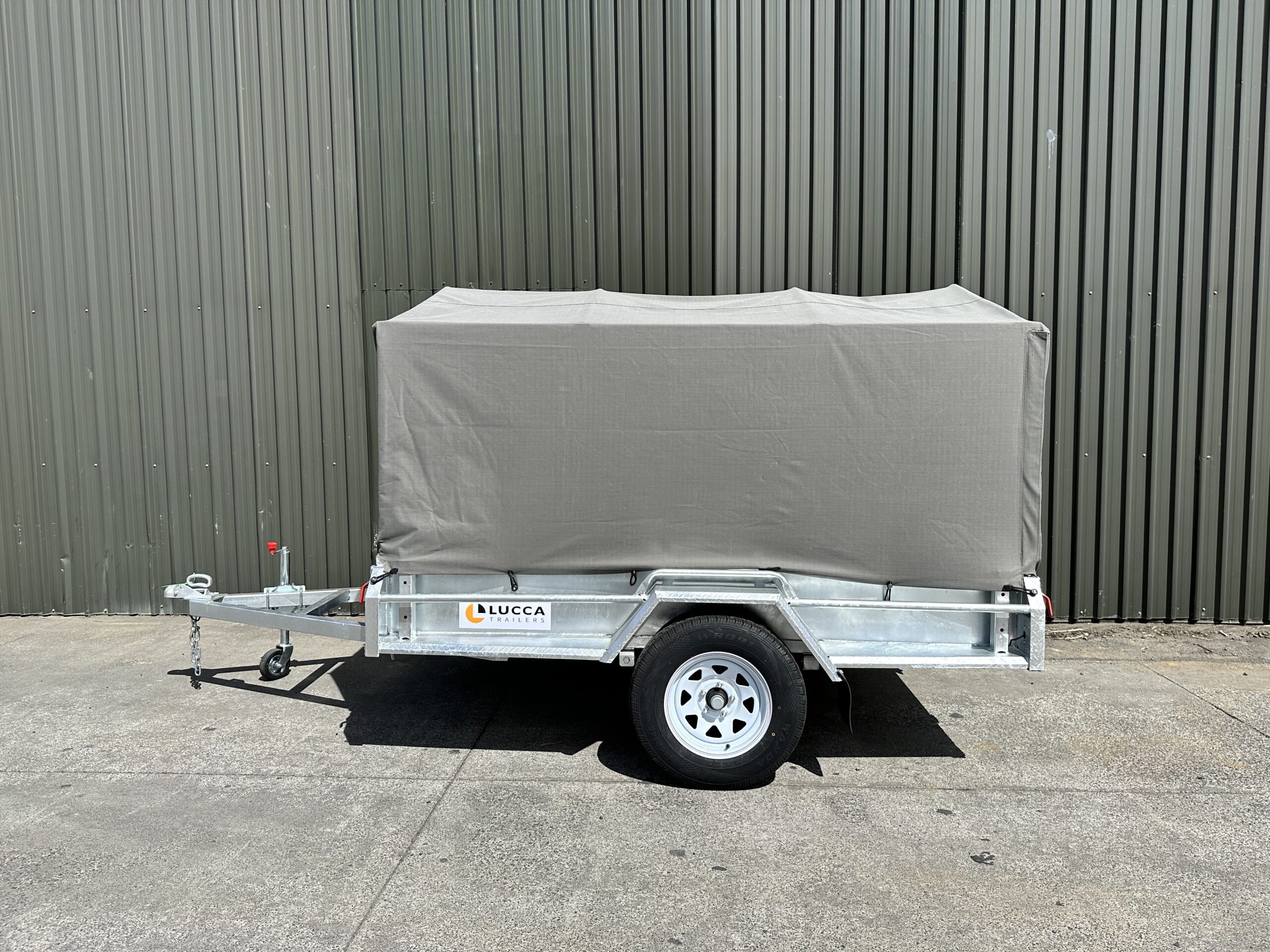 Single 8ft by 5ft | Lucca Trailers