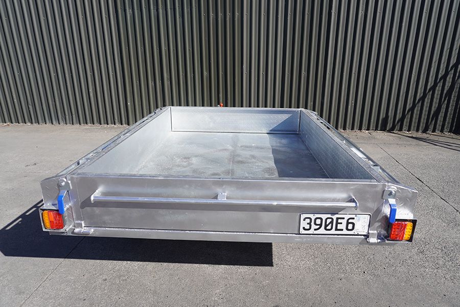 Single 7ft by 5ft - Joy | Lucca Trailers