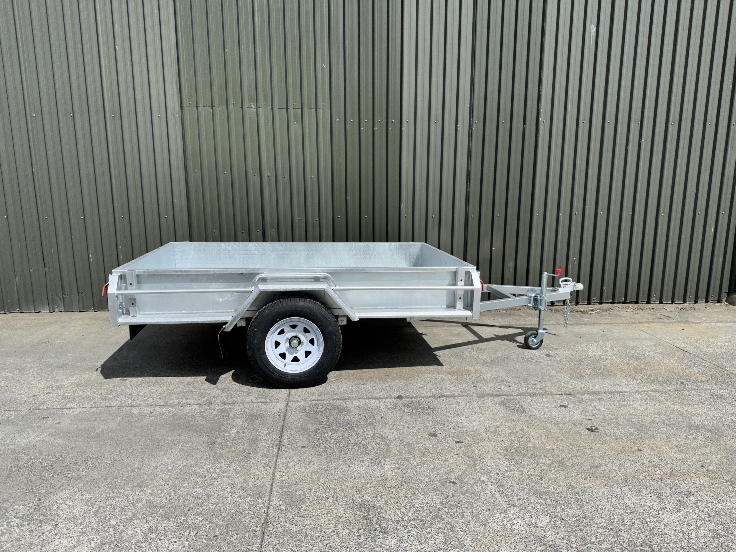 Single 8ft by 5ft | Lucca Trailers