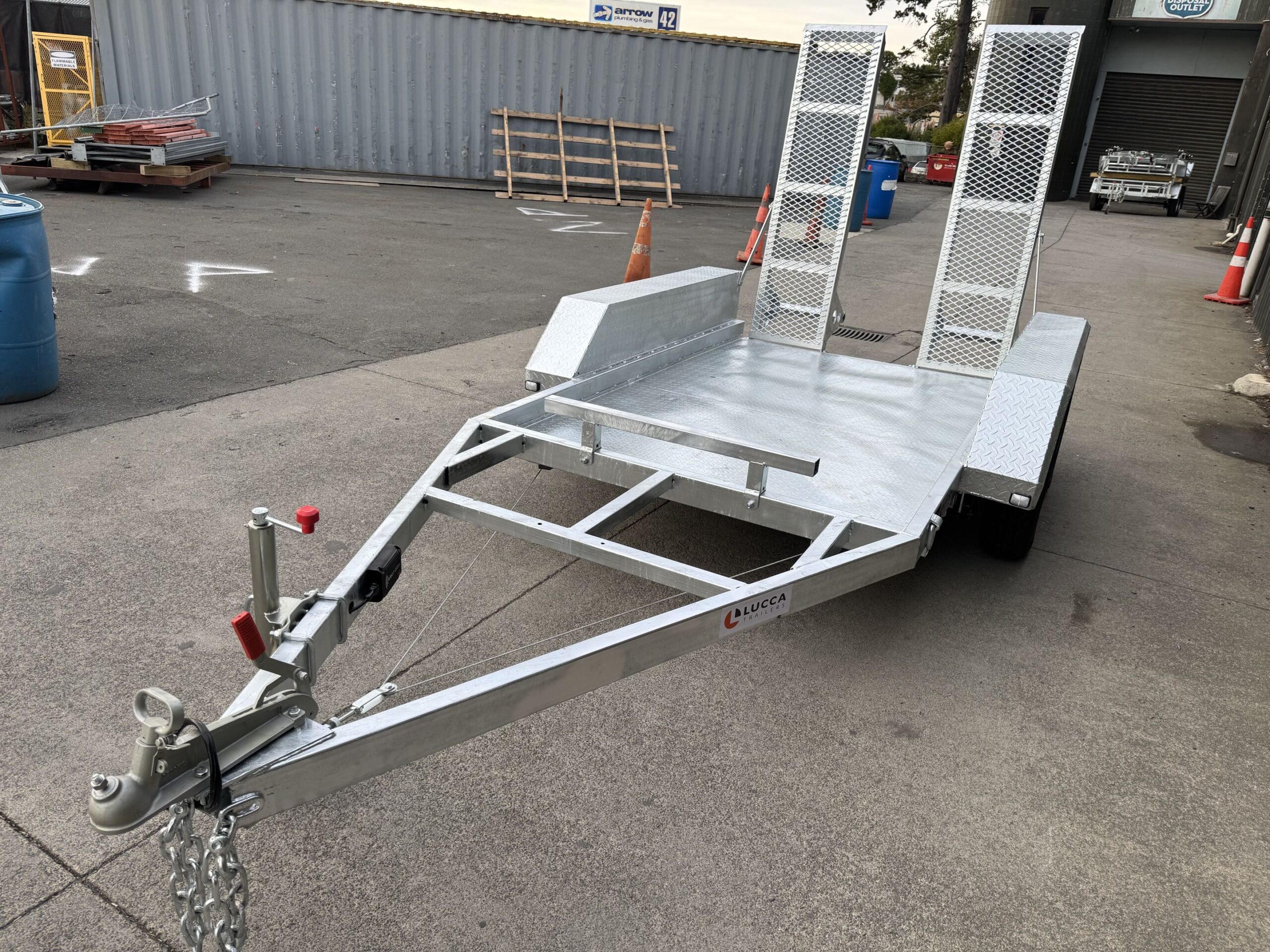 Scissor Lift Trailer | Lucca Trailers